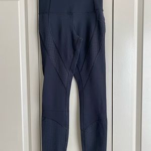 Lululemon Black Legging - Size 6